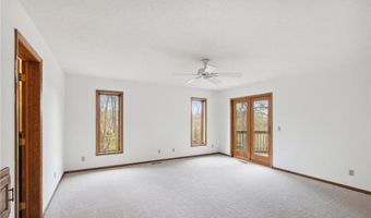 1546 McClung Dr, Arden Hills, MN 55112