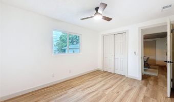1267 WOODLAWN Ter, Clearwater, FL 33755