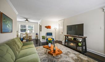 306 Deal Lake Dr 40, Asbury Park, NJ 07712