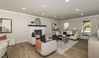 1310 Weidmann Estates Ct, Ballwin, MO 63011