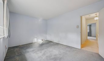 127 HAMPSTEAD Dr 127, Ambler, PA 19002