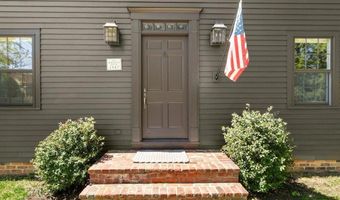 8 Seagate Rd, Darien, CT 06820