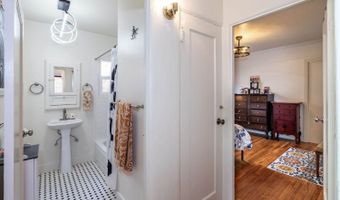 619 Oak St, Santa Rosa, CA 95404