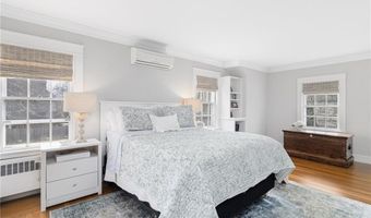 67 Harrison Ave, Newport, RI 02840