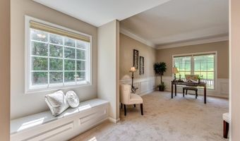 1515 Dietrich Glen Dr, Ballwin, MO 63021