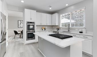 43820 LAUREL RIDGE Dr, Ashburn, VA 20147