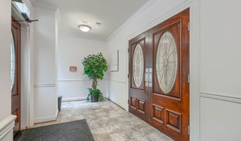 7201 TRAVERTINE Dr 104, Baltimore, MD 21209