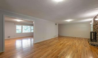 4559 Collins, Acworth, GA 30101
