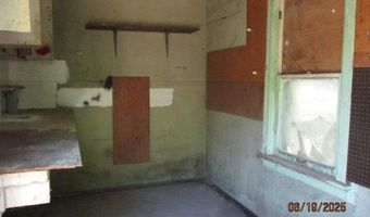 224 E Broadway Ave, Augusta, KS 67010