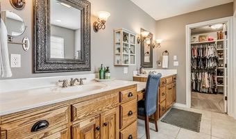 330 Parkhill Ln, Bartlesville, OK 74006
