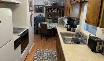 240 E Valley Ave, Challis, ID 83226