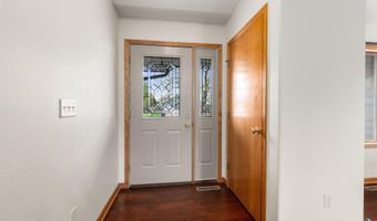 209 W Ironwood St, Brandon, SD 57005