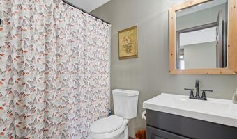 5080 Newpark Dr NW, Acworth, GA 30101