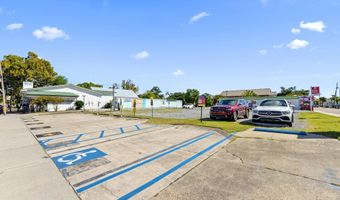 161 Main St, Bay St. Louis, MS 39520