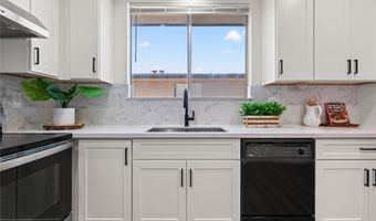 999 E Vly 92, Alhambra, CA 91801