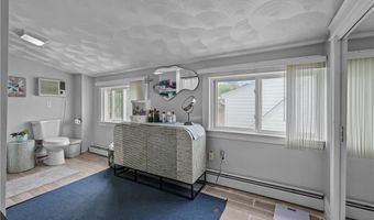 54 Delway Rd, East Providence, RI 02914