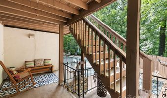 16 Canterbury Dr, Arden, NC 28704