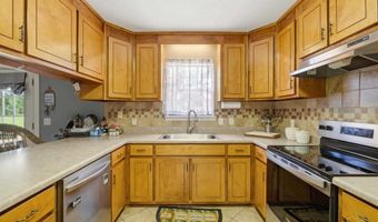 5121 Keyser Mill Rd, Baker, FL 32531