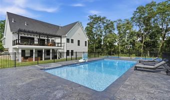 1264 Central Ave, Johnston, RI 02919