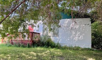 212 7th Ave NW, Bowman, ND 58623