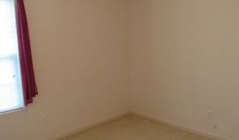 138 Kensington Way, Aberdeen, NC 28315