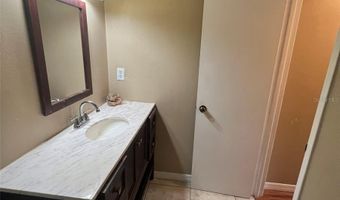 618 ORANGE Dr 212, Altamonte Springs, FL 32701