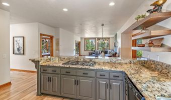 550 Crowson Rd, Ashland, OR 97520