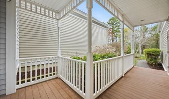 22 Prestwick Rd 22, Bourne, MA 02532