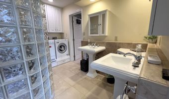 4015 Mathews Rd, Ames, IA 50014