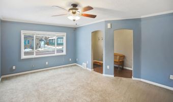 1213 S 2nd St, Aberdeen, SD 57401