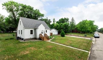 712 4th Ave E, Alexandria, MN 56308