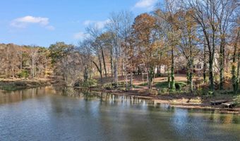 2068 Pine Lake Trl, Arab, AL 35016