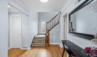 6771 Elbrook Ave, Amberley, OH 45237