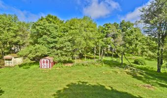 37 Lakeview Dr, Albrightsville, PA 18210