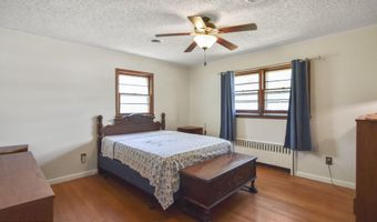 653 Ship Ave, Beachwood, NJ 08722