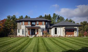 3081 Overridge Dr, Ann Arbor, MI 48104