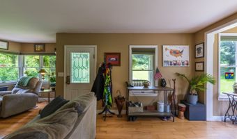 6475 Radford Rd, Athens, OH 45701