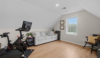 81 Golden View Dr, Johnston, RI 02919