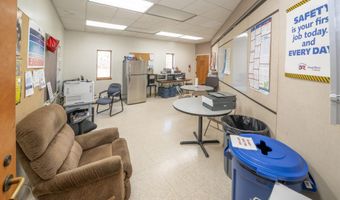 11 Airport Rd, Belfast, ME 04915