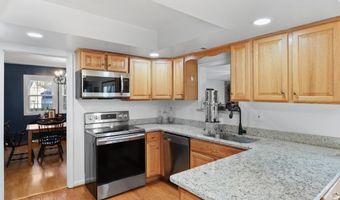 5512 DUNSMORE Rd, Alexandria, VA 22315