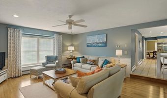 4 Catesby Ln, Bedford, NH 03110