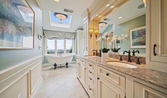 3 Baldwin Ln, Bedford, NH 03110