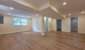 5921 ARLINGTON Blvd, Arlington, VA 22203