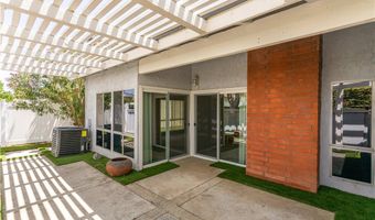 909 S S. Lake Summit Dr, Anaheim, CA 92807