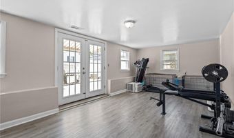33 Belmont Ave, East Providence, RI 02914
