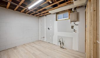 323 STRATFORD Rd, Baltimore, MD 21228