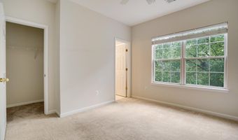 6490 TAYACK Pl, Alexandria, VA 22312