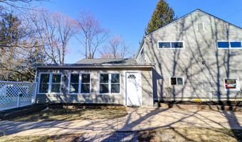 42 Cherry Tree Farm Rd, Middletown, NJ 07748