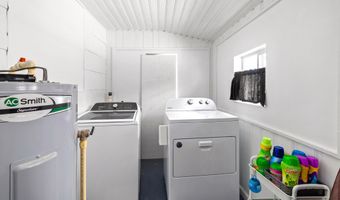 113 W Inwood St, Bethune, SC 29009