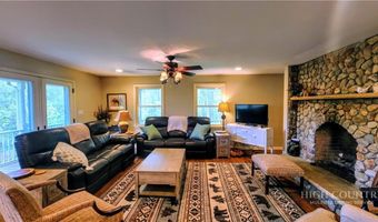 272 Stoneybrook Ln, Banner Elk, NC 28604